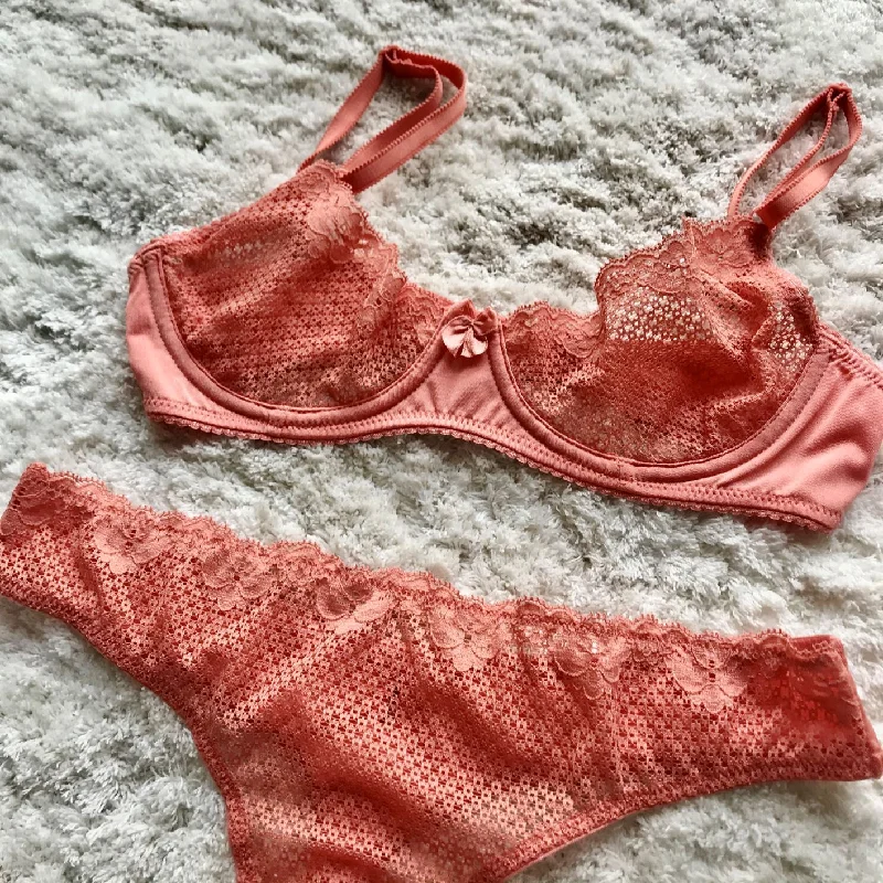 Elegant French Lace Lingerie for Women Duet Lace Underwire Demi Bra | Coral