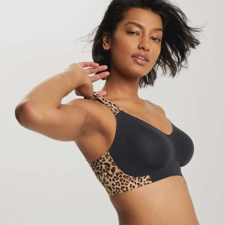 Wireless non wired bras with a front closure Evelyn & Bobbie Beyond Bra in Leopard Wireless non wired bras with a front closure Evelyn & Bobbie Beyond Bra in Leopard