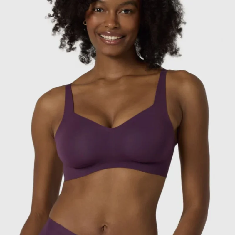 Non wired sports bras for running​ Evelyn & Bobbie Beyond Bra in Plum