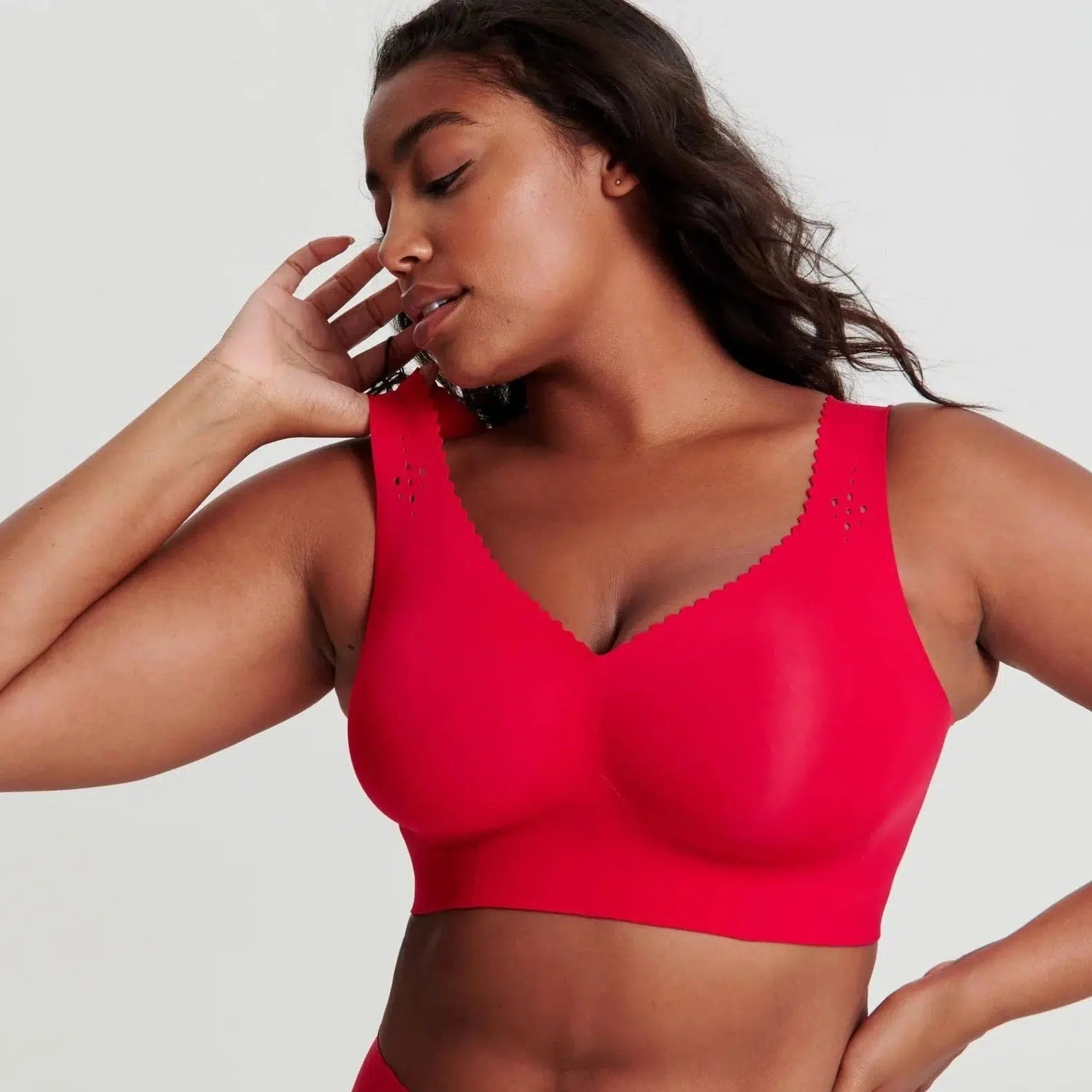 Adjustable non wired bras for maximum comfort Evelyn & Bobbie Evelyn Bra with Cutouts in Ruby Adjustable non wired bras for maximum comfort Evelyn & Bobbie Evelyn Bra with Cutouts in Ruby