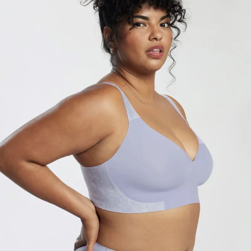 Strapless non wired bras for special occasions Evelyn & Bobbie Starlette Plunge Bra in Moonstone Lace Strapless non wired bras for special occasions Evelyn & Bobbie Starlette Plunge Bra in Moonstone Lace