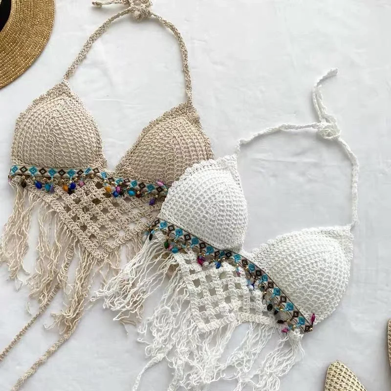 Non wired nursing bras with a stretchy material​ Samantha Beach Crops