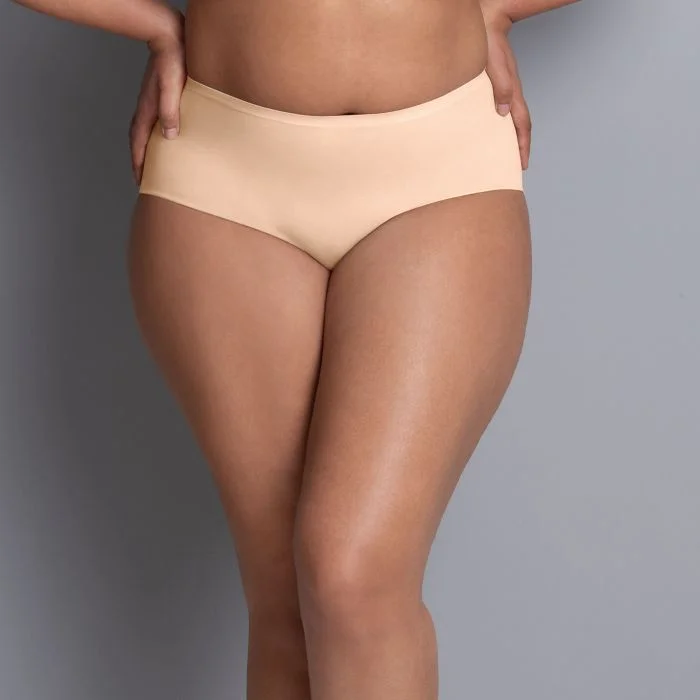 Silk bras for a luxurious and smooth texture​ Anita ESSENTIAL - High-waist brief in Desert