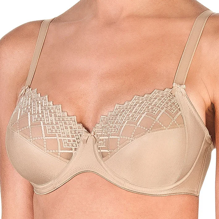 Bra with a lace - lined cup for a feminine and elegant look SALE Felina Joy 501 in Sand Bra with a lace - lined cup for a feminine and elegant look SALE Felina Joy 501 in Sand