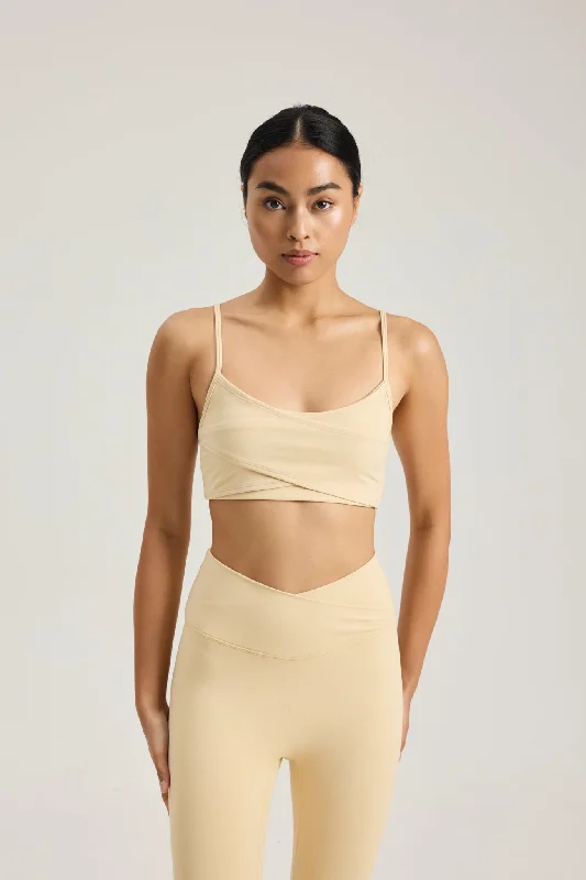 low impact breathable women sport bra Layer Bra in Melt