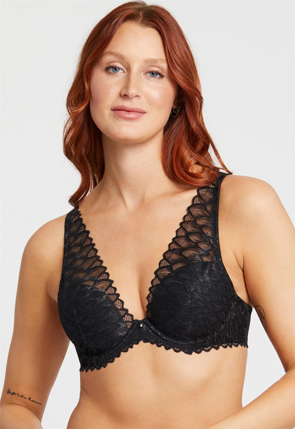 Front - closure bras for easy on and off​ Montelle 9304 Lacy Mystique in Black
