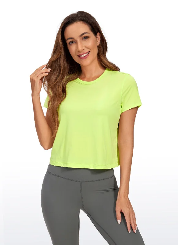 Bra with a shiny finish for a glamorous effect Pima Cotton Short Sleeves Cropped High Neck Bra with a shiny finish for a glamorous effect Pima Cotton Short Sleeves Cropped High Neck