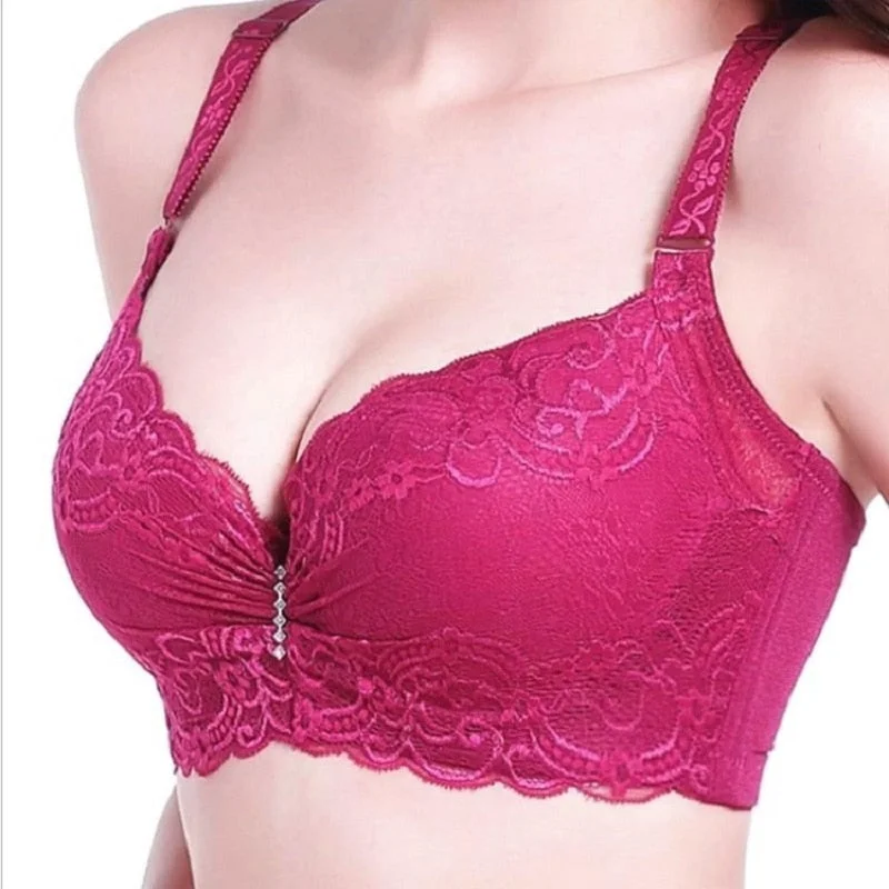 Bra with a plus - size front - closure for easy access​ Sexy Brassiere Gather Bra