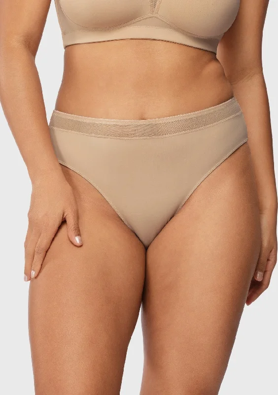 Bra with side - support panels to prevent spillage SoftSculpt Smooth Soft Stretch High-Rise Hipster Bra with side - support panels to prevent spillage SoftSculpt Smooth Soft Stretch High-Rise Hipster