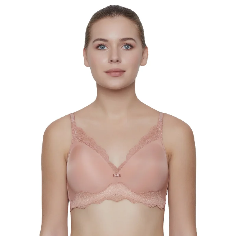 Bra with a memory foam cup for a customized fit TRIUMPH-110I578 Amourette Charm Padded Wireless Classic Lace Bra Bra with a memory foam cup for a customized fit TRIUMPH-110I578 Amourette Charm Padded Wireless Classic Lace Bra